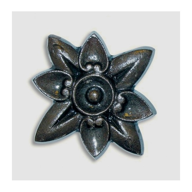 fleur-etoile-avec-filetage-fer-fonte-acier-diametre-85-taraudee-m5-decoration-C0241